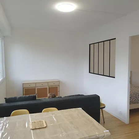 Mistral Gagnant ! T1 Calme Avec Vue, Parking, Teletravail, Wi-fi, Proche Cv Et Gare *