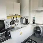 Mistral Gagnant ! T1 Calme Avec Vue, Parking, Teletravail, Wi-fi, Proche Cv Et Gare Appartement Mazamet