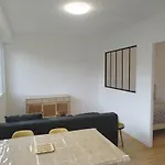 Mistral Gagnant ! T1 Calme Avec Vue, Parking, Teletravail, Wi-fi, Proche Cv Et Gare *
