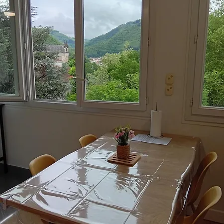 Mistral Gagnant ! Belle Vue Montagne Au Calme, Parking, Proche Gare Et Cv, 2 Lits Apartment *