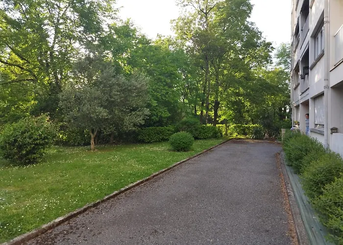 Mistral Gagnant ! T1 Calme Avec Vue, Parking, Teletravail, Wi-fi, Proche Cv Et Gare Apartment Mazamet