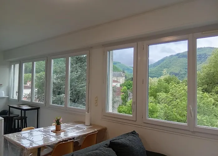 Mistral Gagnant ! T1 Calme Avec Vue, Parking, Teletravail, Wi-fi, Proche Cv Et Gare